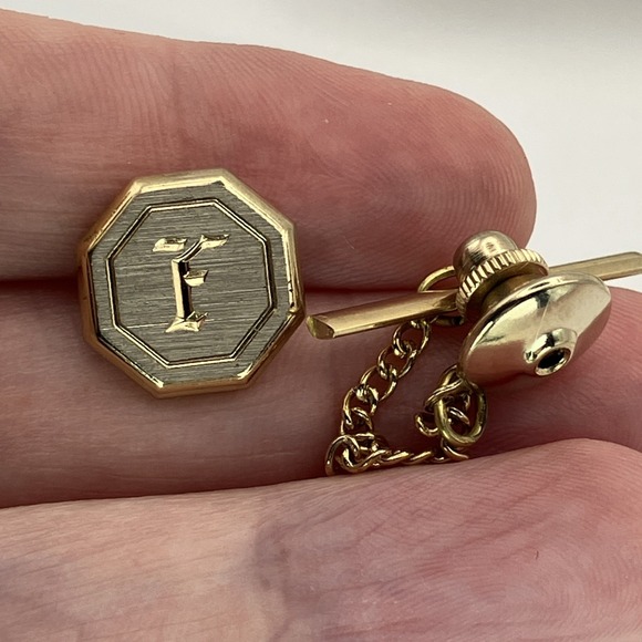 The Unbranded Brand Other - Vtg Initial F Tie Tack Monogram Tie Pin Chain Two Tone Old Money Estate Heritage